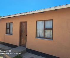 House for sale in Soweto On Sea