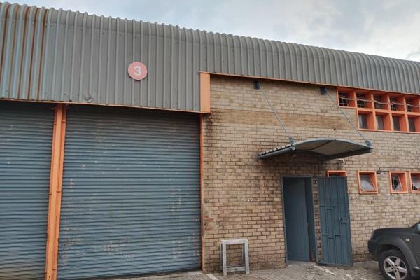 On offer is an industrial mini unit in a secure industrial park in Kya Sands. The unit ...