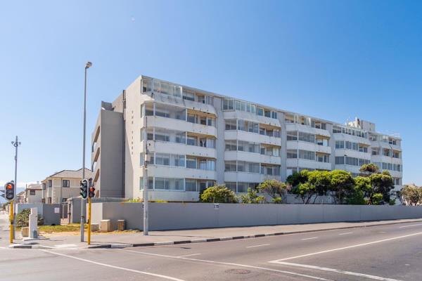 EXCLUSIVE MANDATE

Nestled in the vibrant and picturesque Muizenberg, this stunning 3-bedroom ground floor apartment offers an ...