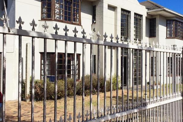 Available Immediately/ 1st March 2025

- Rental Deposit R9 000 
- Monthly Rental R6 000 ...