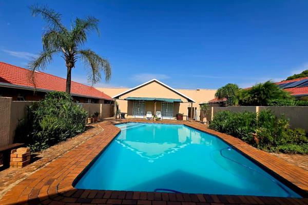 NEWLY RENOVATED 3-BEDROOM HOME WITH POOL &amp; WALK-IN CLOSET FOR SALE R850 000 

Nestled in the charming neighborhood of Norkem Park ...