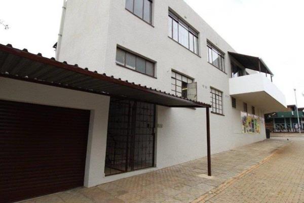 Prime Kenmare Investment Opportunity!!!
_R28,200 Monthly Income_

This is an exceptional ...