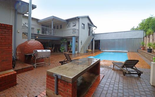 5 Bedroom House for sale in Lyttelton Manor