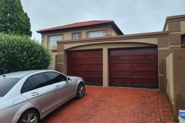 The property is in Noordwyk
Midrand. 

Very good area and secure.  Close to schools , shops and easy get away to N1 towards petoria and ...