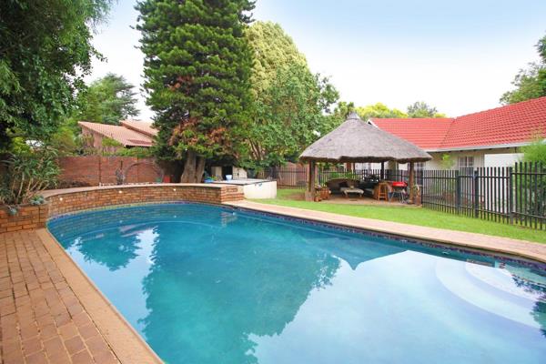 Enter into the tiled lounge and dining room which leads into the kitchen with a separate laundry. This family home offers 3 Bedrooms ...