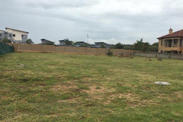 Vacant Land - 1600sqm - Potential for Two Double Stands
Imagine crafting your perfect sanctuary in the prestigious Upper Country ...