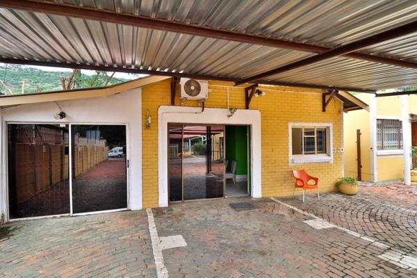 Office space to let in RIVIERA PRETORIA, fenced with ample parking space. Rent prices ranging from R4500 to R10000, 4 offices are still ...