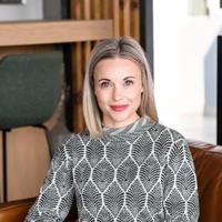 Agent profile for Philippa Riley