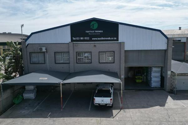 Opportunity Knocks! This 1,160m&#178; industrial warehouse in Killarney Gardens is now ...