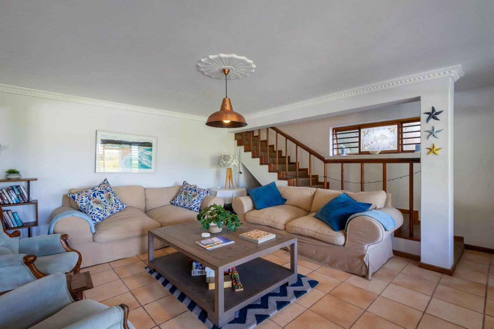 Photo of 4 Bedroom House to rent in Keurbooms