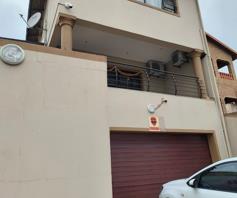 House for sale in Chatsworth Central