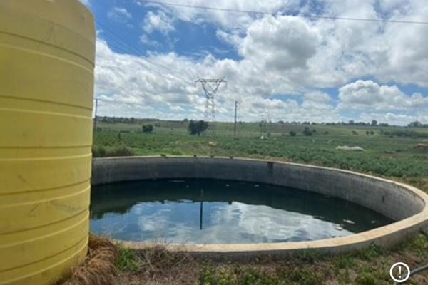 Looking for a profitable farming investment? This 77-hectare farm in Vlakplaats 160, Tarlton, Krugersdorp offers exceptional ...