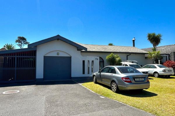 Stunning 4-Bedroom House to Rent in the Sought-After Tygerdal Area

This spacious and well-appointed 4-bedroom home is situated in the ...