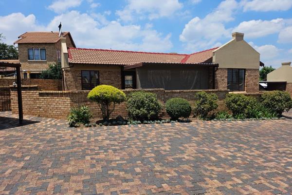 Pet-Friendly 2-Bedroom Townhouse for Rent in Radiokop

Available 1 March!

We&#39;re ...