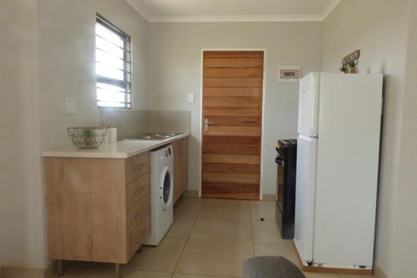 Beautiful 2-bedroom family home situated in the best location in Protea Glen . Safe and ...