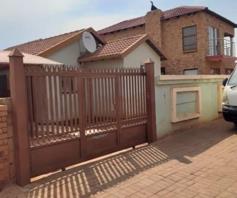 House for sale in Soshanguve XX