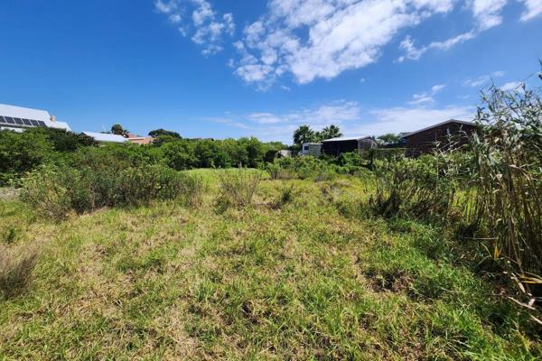 Vacant Stand for Sale in Upper Wavecrest!

This 860sqm vacant stand is located in the Upper Wavecrest area of Jeffreys Bay, situated on ...