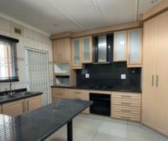 Apartment / Flat for sale in Sunningdale