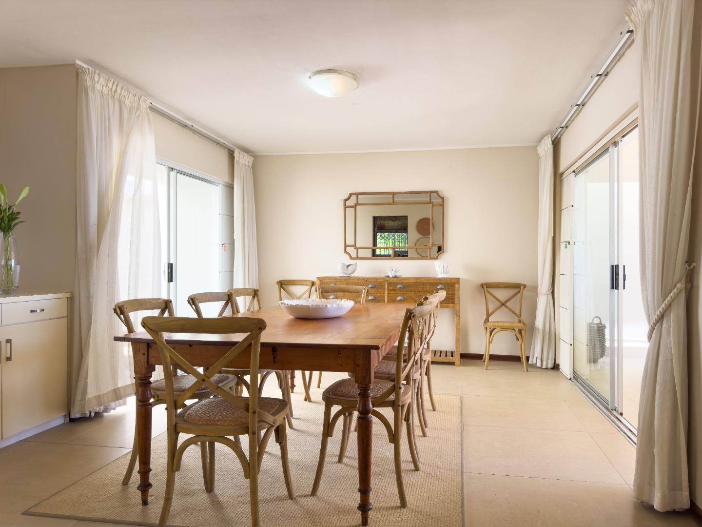 Photo of 4 Bedroom Townhouse to rent in Hobie Beach
