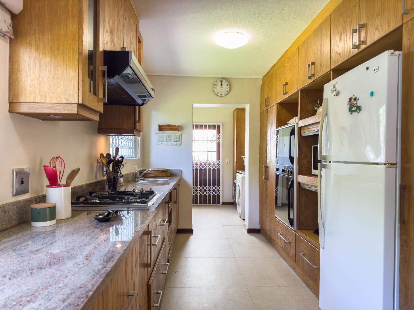 Photo of 4 Bedroom Townhouse to rent in Hobie Beach