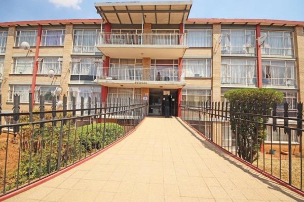 HUGE Ground Floor Garden Unit – Enjoy bright, open-plan living with ample space and ...