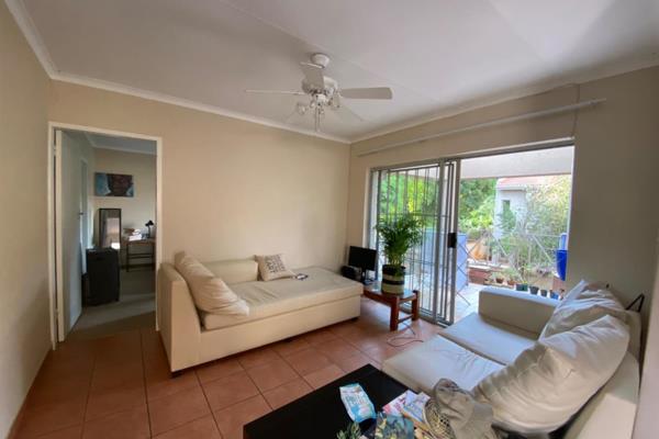 Spacious 2-Bedroom, 2-Bathroom Apartment in Westdene For Rent
Located in the heart of Westdene, this modern 2-bedroom, 2-bathroom ...