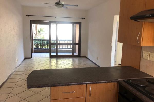 Located on the first floor of Sibaya Sands is this lovely apartment. On entry is the neat kitchen with an electric stove and space for ...