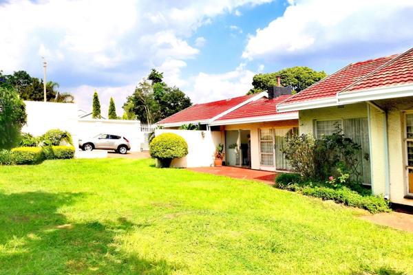 Nestled in the tranquil and highly sought-after suburb of Eastleigh, Edenvale, this delightful 3-bedroom, 2-bathroom residence offers ...