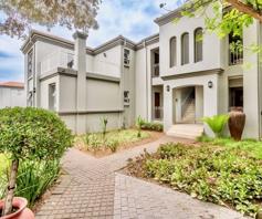 Apartment / Flat for sale in Eagle Canyon Golf Estate