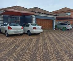 House for sale in Van Riebeeck Park