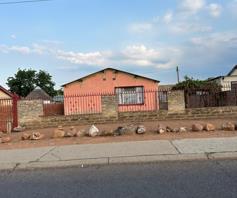 House for sale in Tembisa Central