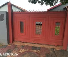 House for sale in Soshanguve XX