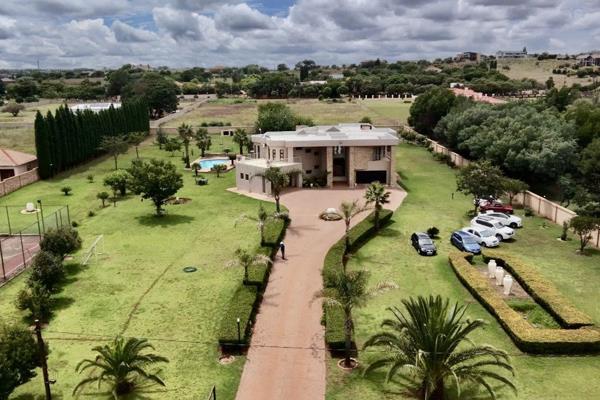 Exquisite 5-Bedroom Family Home in Rietvlei View Country Estate – Space, Luxury &amp; ...