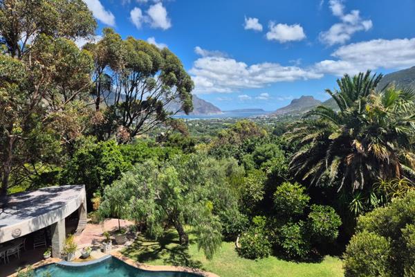 Charming Guesthouse with Spectacular Views and Income Potential

Nestled in the heart of Hout Bay, this exceptional guesthouse offers ...