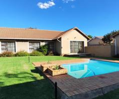 House for sale in Brackendowns