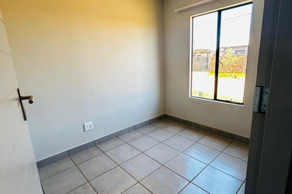 Charming 2 Bedroom House in Protea Glen
Location: Star Village, Protea ...