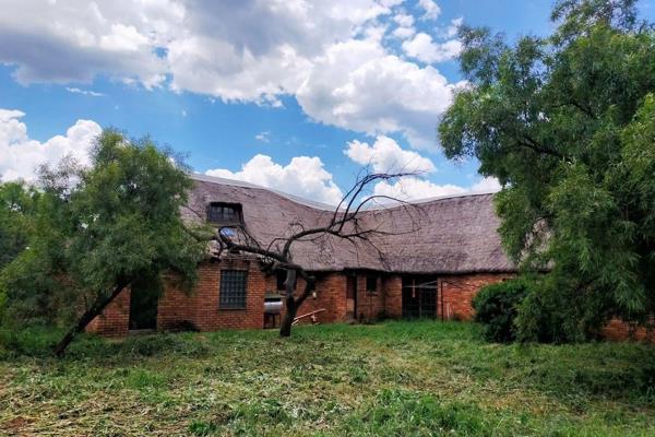 Fertile 21.6ha Farm Between Rustenburg, Koster &amp; Olifantsnek Dam
This exceptional 21.6ha farm, situated between Rustenburg ...