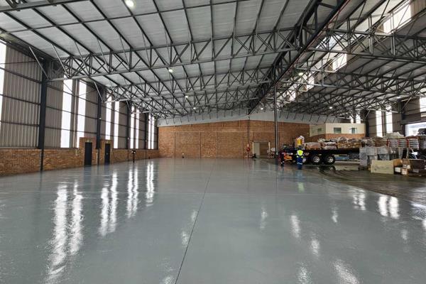 Warehouse spanning approximately 1,644sqm, is available to let in Chloorkop. The ...