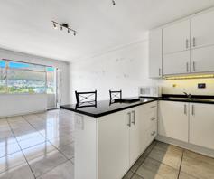 Apartment / Flat for sale in Mouille Point