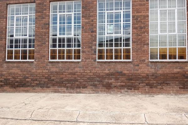 Commercial property busy being renovated, Prime Commercial Opportunity in Benoni Central

Welcome to an exceptional investment ...