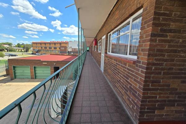 This charming first-floor flat offers a cozy and functional living space. As you enter, you&#39;ll step into the entrance an open-plan ...