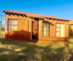 House for sale in Mmabatho Unit 14