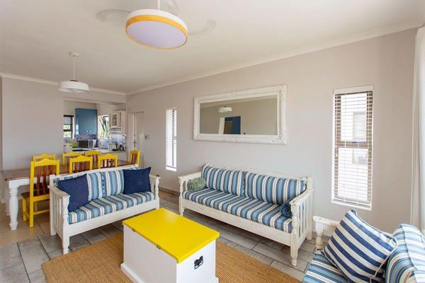 Discover the charm of this beautiful 2-bedroom apartment in the sought-after Helios Place, Langebaan. Just minutes from the vibrant ...