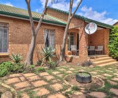 Townhouse for sale in Moreleta Park