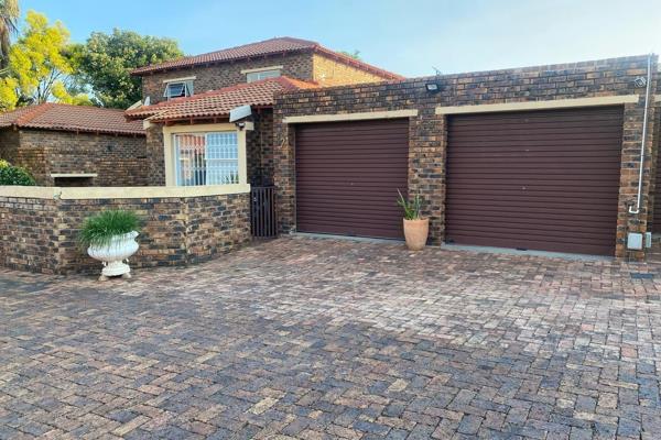 Property Features:
•	3 Bedrooms
•	2 Bathrooms
•	Open-plan lounge and kitchen
•	Loft area for additional space
•	Double garage
•	Front ...