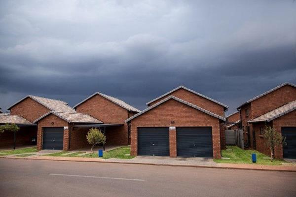 PLATINUM MANOR

The most affordable 3 bedroom Townhouse in Pretoria. Built with a ...