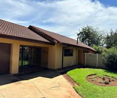 House for sale in Unitas Park