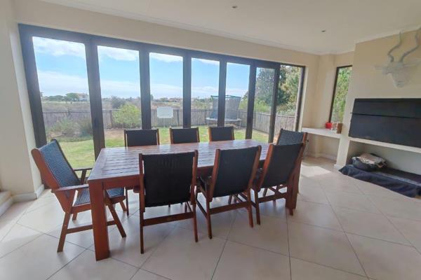 Come and enjoy the peaceful lifestyle! 
24h security estate 

Access to all facilities:   
     - 18 hole Gary Player golf course and ...