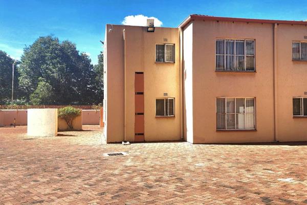 PROPERTY DETAILS:  
- Address: 6 Parklands, 48a Parkhill rd, Klippoortjie, Germiston
- ...