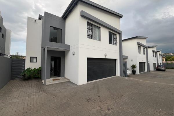 Discover contemporary living in this stylish 3-bedroom, 2.5-bathroom cluster home, perfectly situated in a secure complex in ...